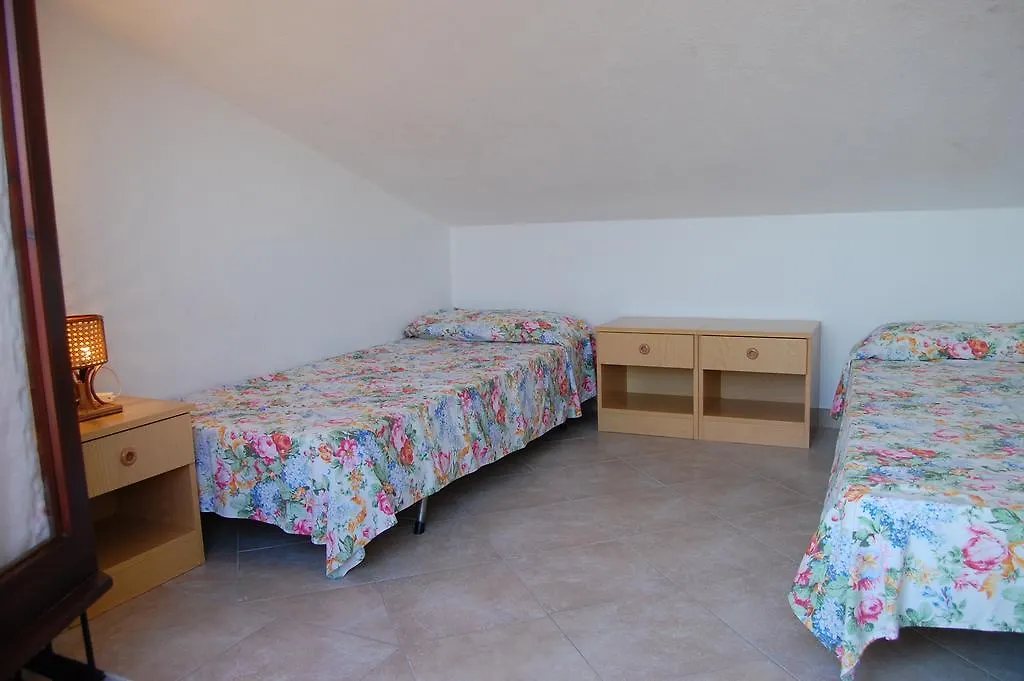 Prázdninový dům Vila Casa Le Tuie Monte Nai Itálie